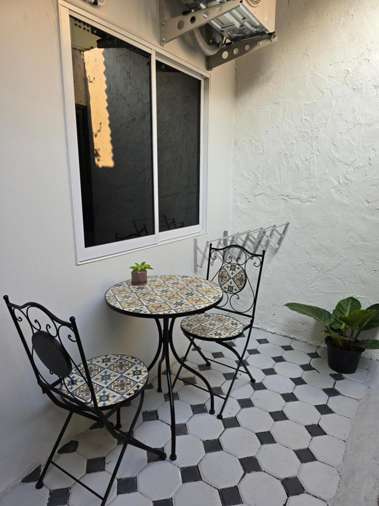 The Old City Rooms Chiang Mai Exterior photo